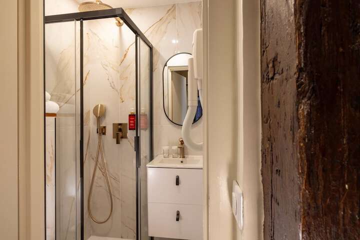 Bathroom Interior Photo
