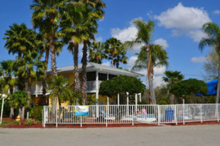 Hotel 6 of 33