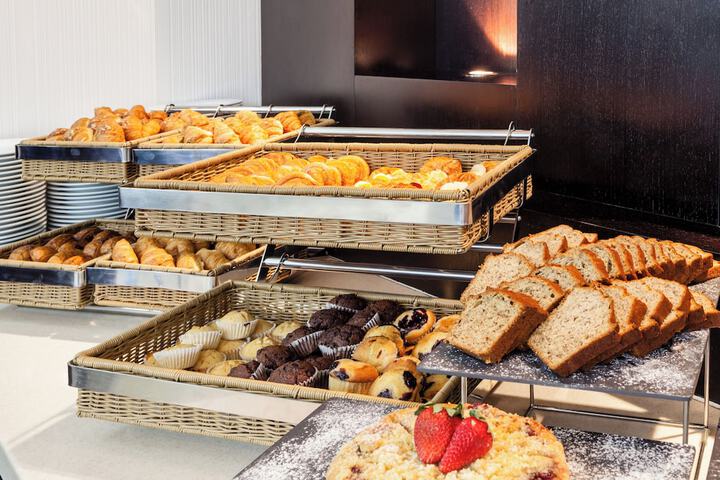 Dining 160 of 211