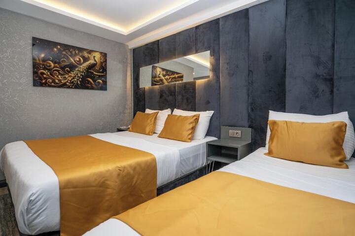 Room 2 of 24