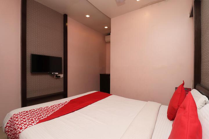 Room 5 of 5