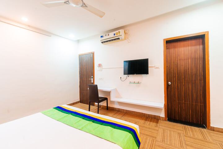 Room 15 of 61