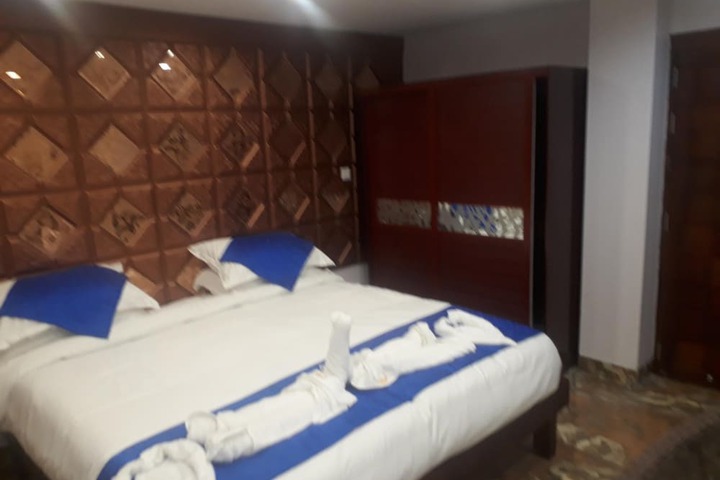 Room 7 of 41