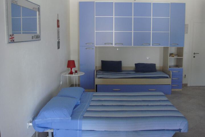 Room 11 of 14