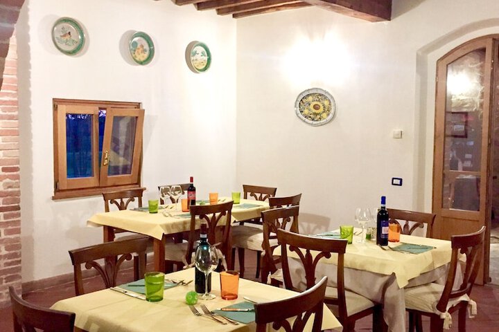 Dining 81 of 171