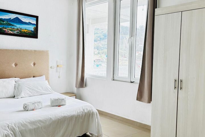 Room 43 of 339