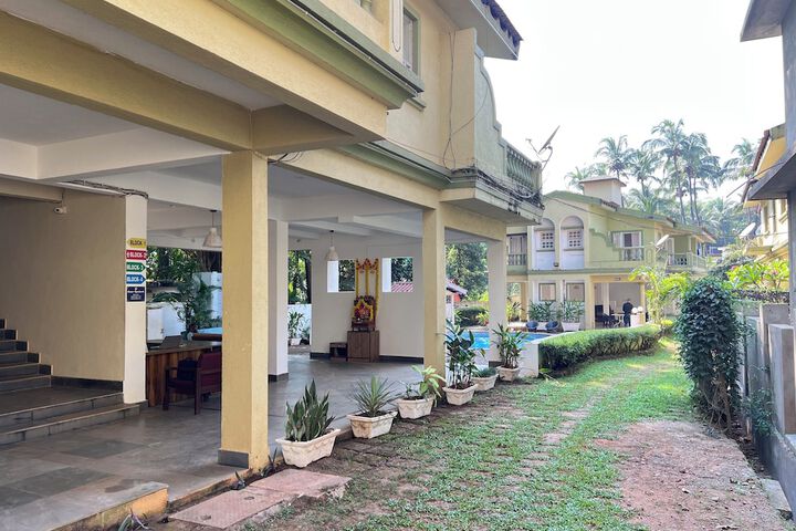 Hotel 52 of 53