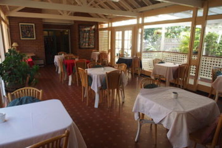 Breakfast/Coffee Service 8 of 39