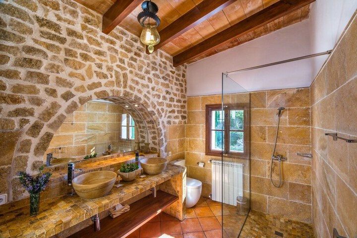 Bathroom Interior Photo