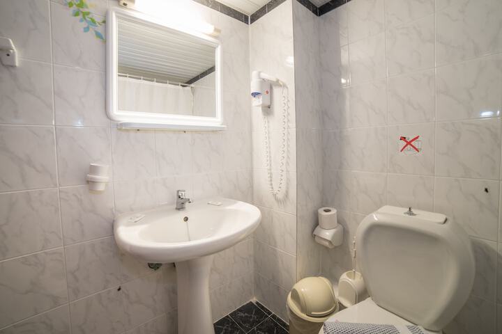 Clean Restrooms