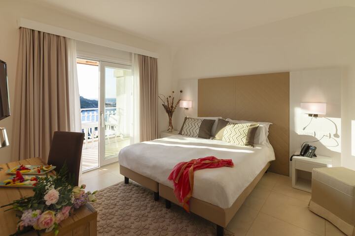 Room 20 of 75