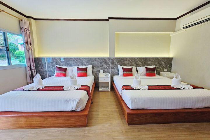 Room 38 of 152