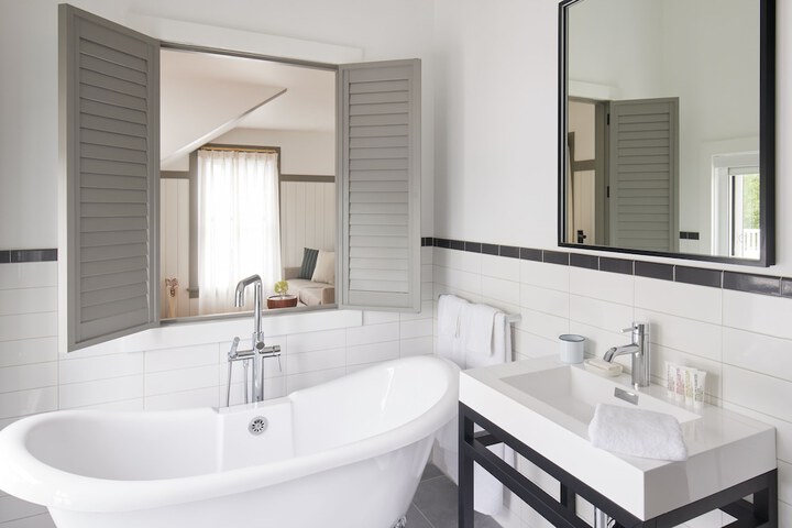 Standard | King Bed (14 of 19)