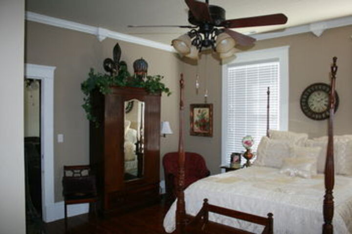 Room 2 of 13