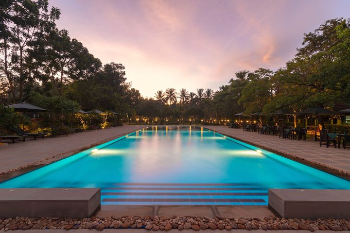 Pool 57 of 105