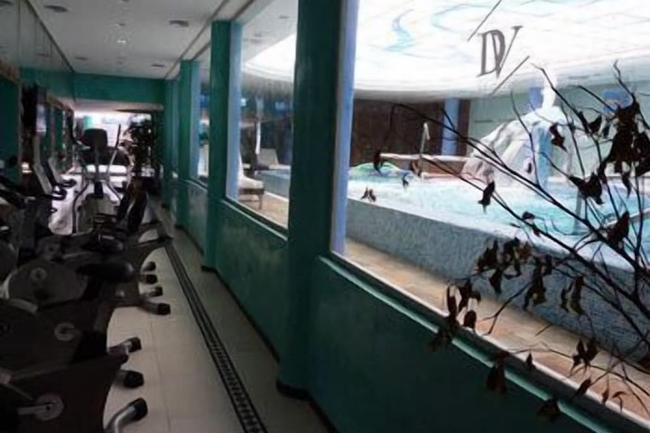 Hotel with Gym