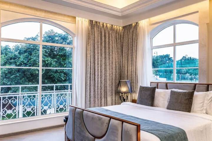 Room 21 of 51