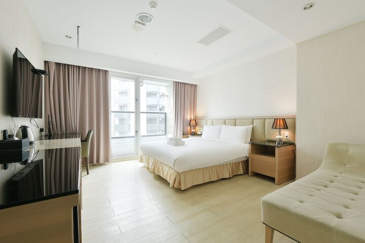 Room 19 of 51
