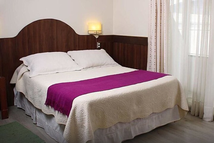 Room 5 of 34