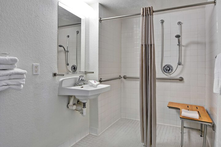 Clean Restrooms