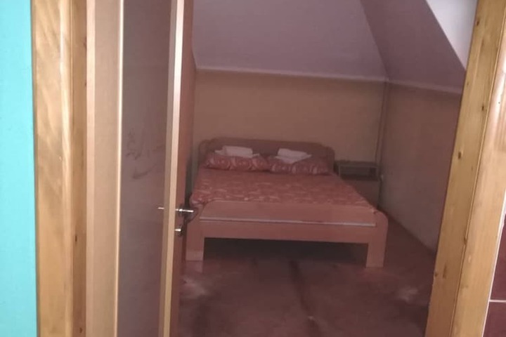 Room 24 of 54