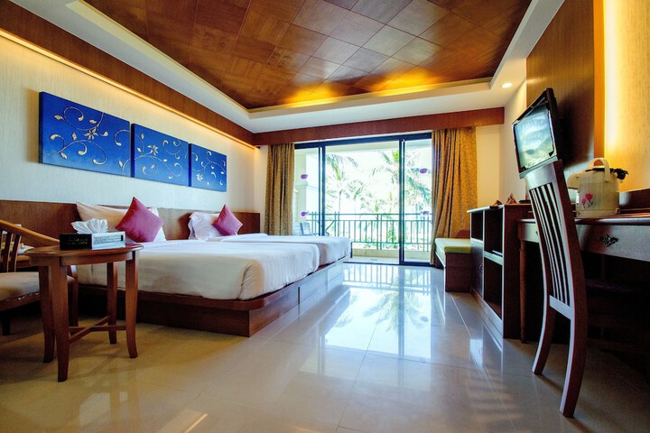 Room 3 of 41