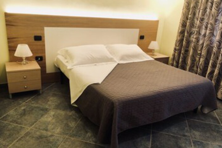 Room 34 of 39