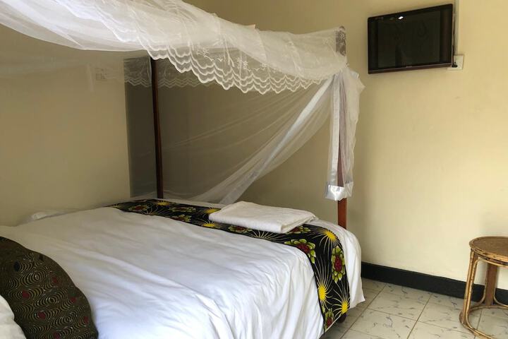 Room 8 of 41