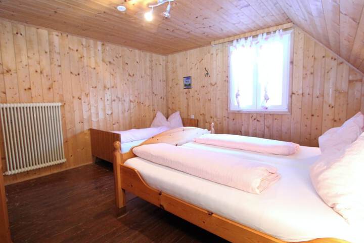 Room 8 of 39