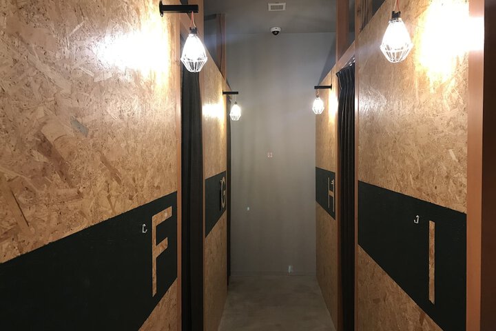 Room 42 of 139