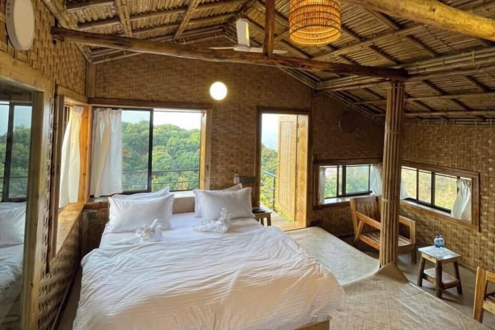 Room 3 of 21