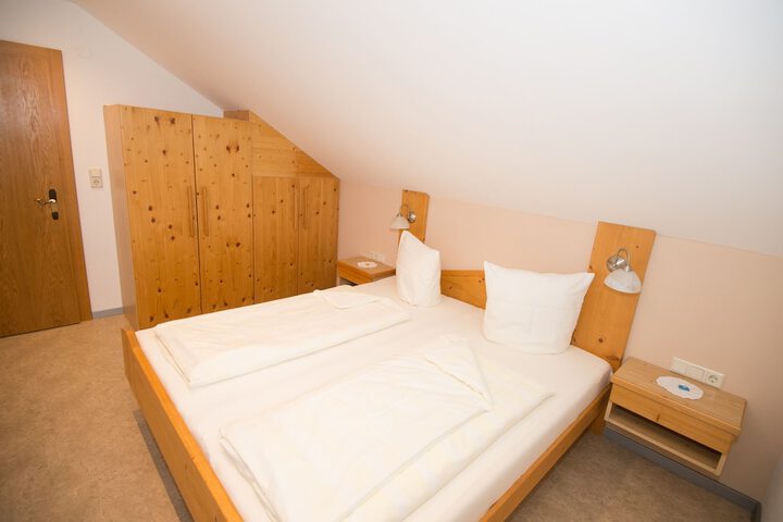 Room 20 of 59
