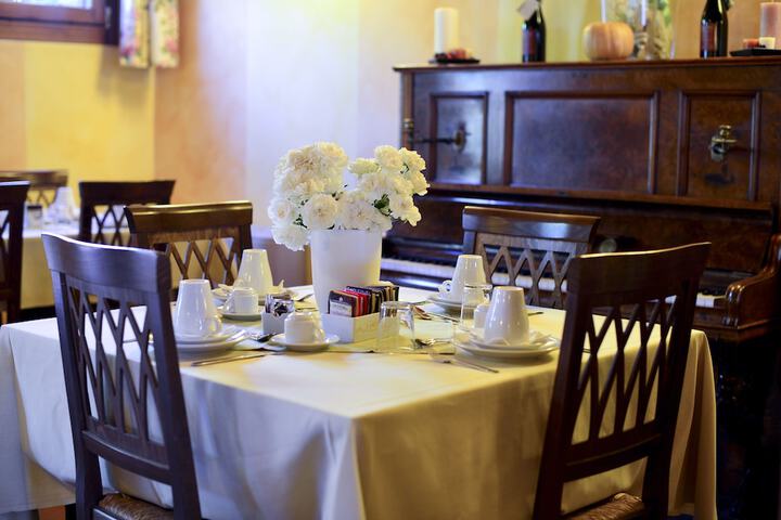 Breakfast/Coffee Service 59 of 82