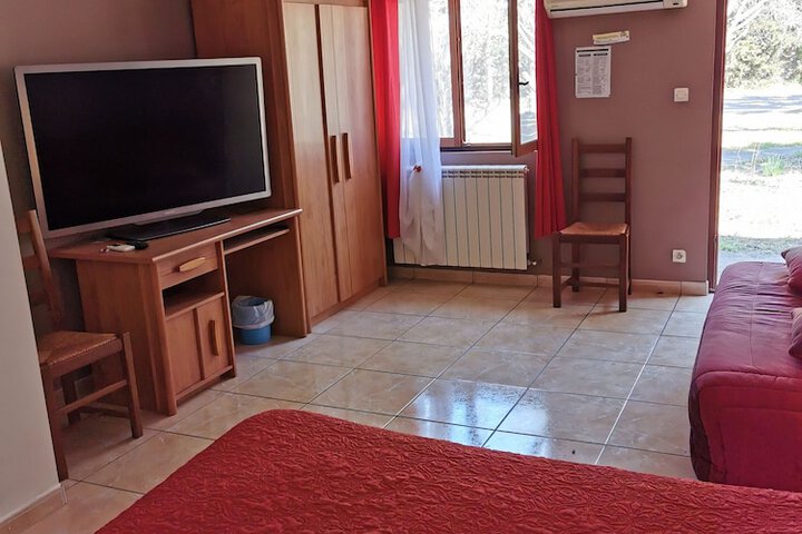 Room 12 of 64