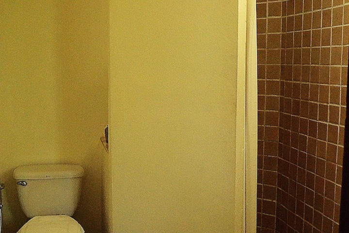 Room 16 of 24