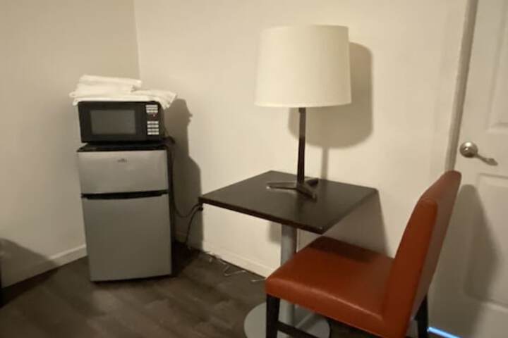 Room 2 of 55