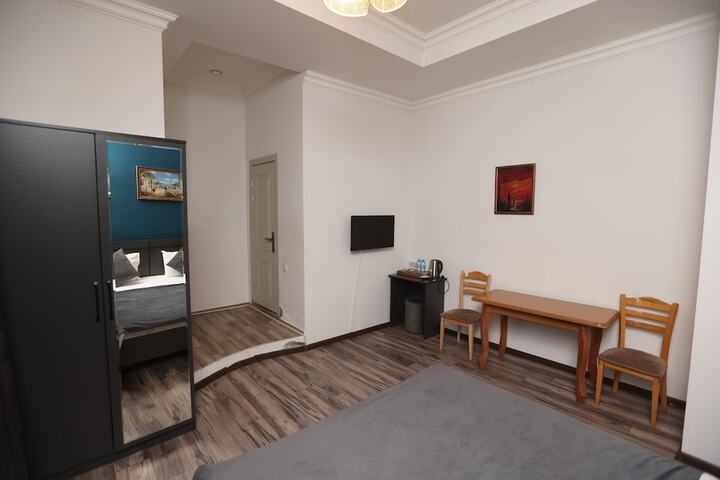 Room 45 of 65