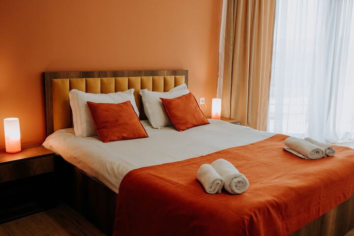 Room 10 of 63