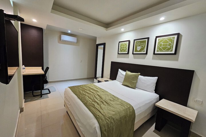Room 27 of 55