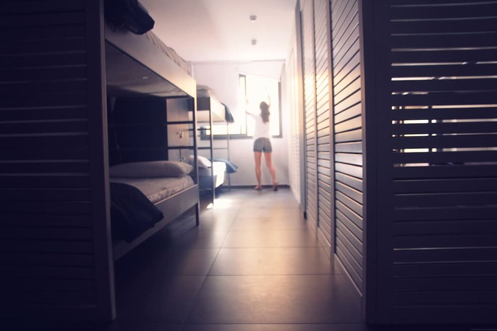 Room 7 of 42