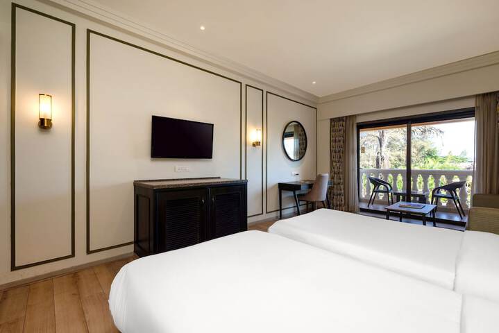 Room 17 of 160