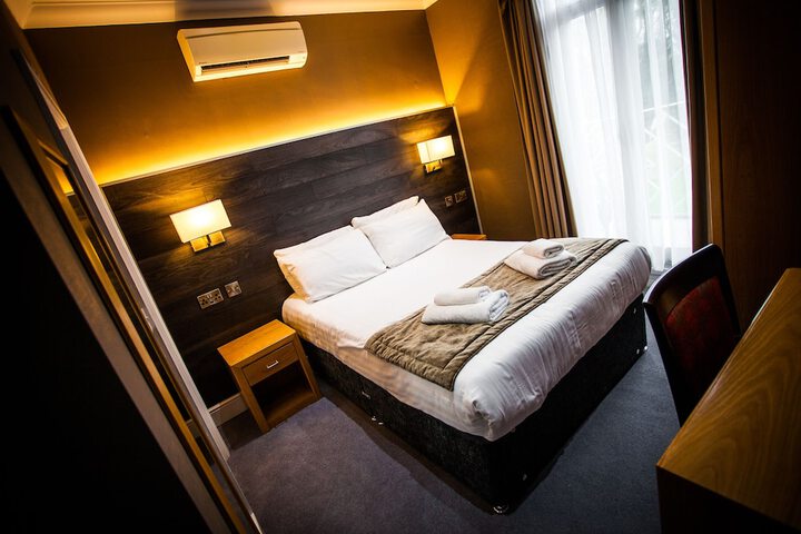 Room 18 of 56
