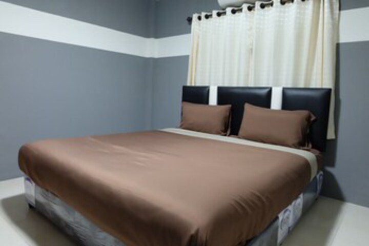 Room 17 of 23