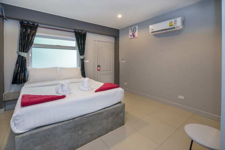 Room 87 of 353