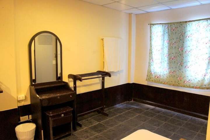 Room 7 of 47