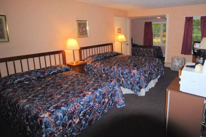 Room 12 of 40