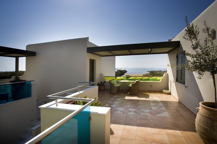 Terrace/Patio 181 of 187