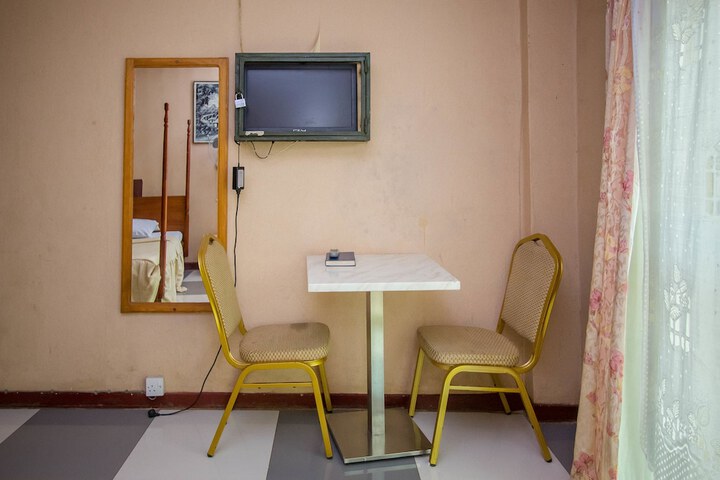 Room 20 of 35