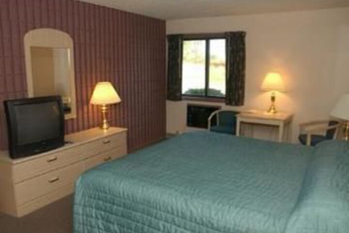 Room 2 of 7