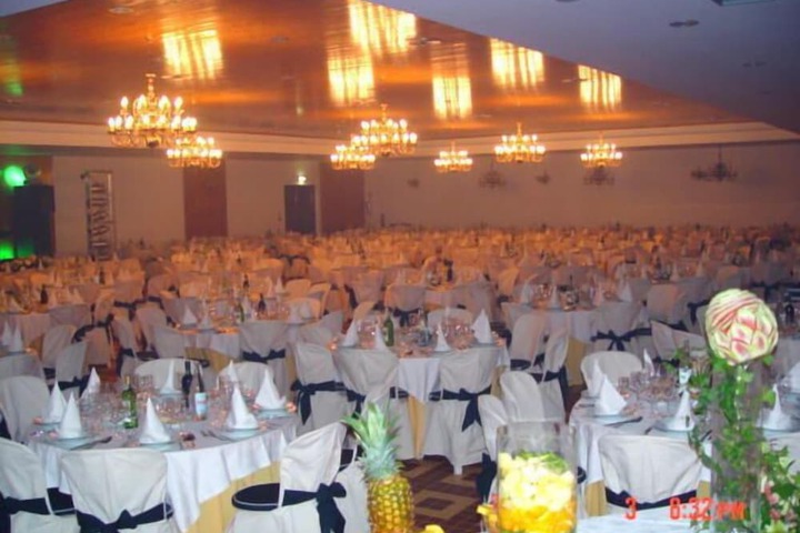 Ballroom/Hall 35 of 47